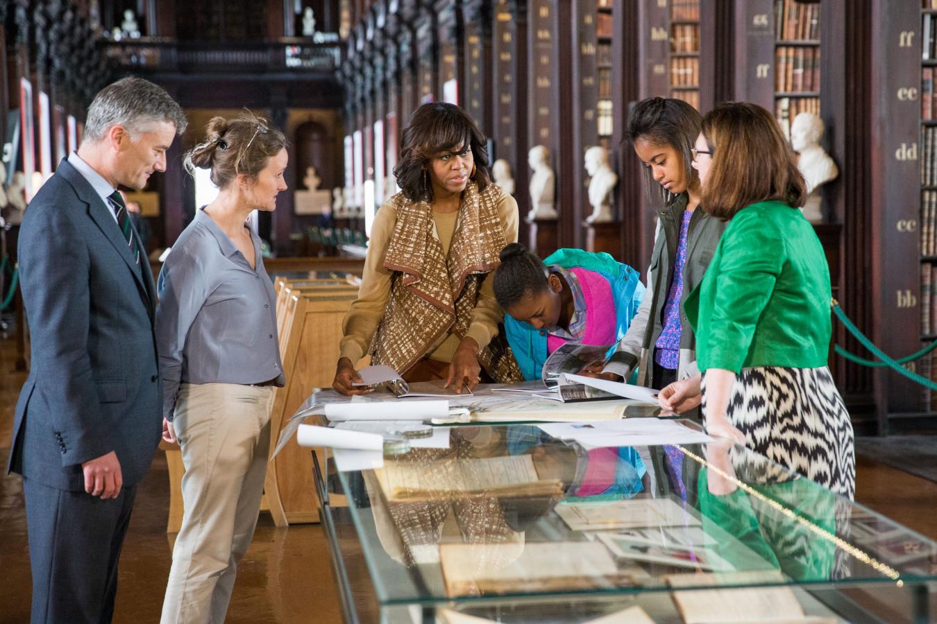 Eneclann with Obamas through their Irish Family History