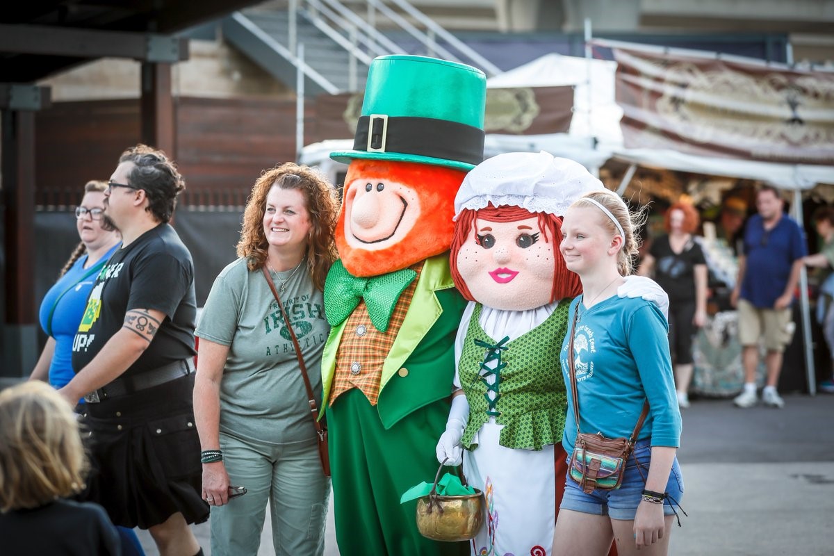 IrishFest mascots