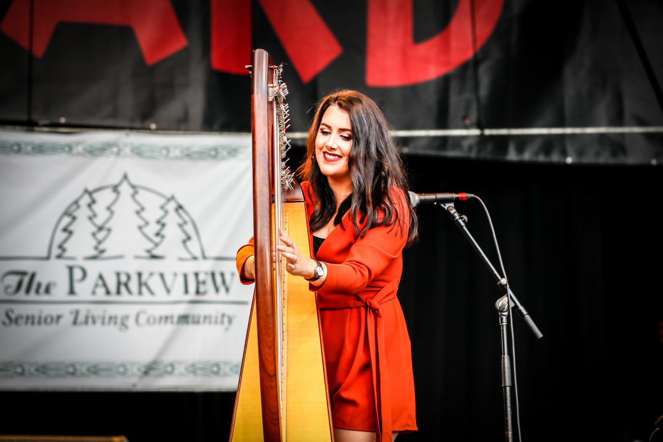 Milwaukee Irish Fest playing instrument