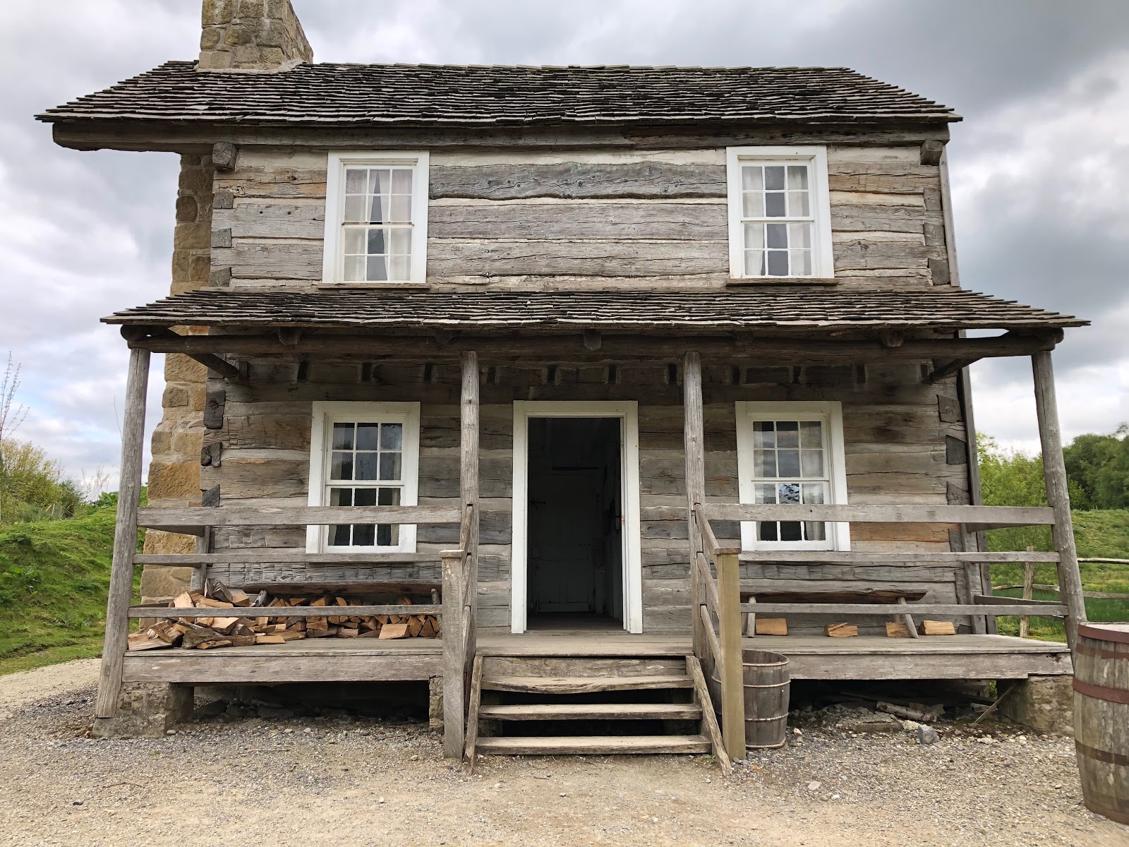 folk park 2 storied house